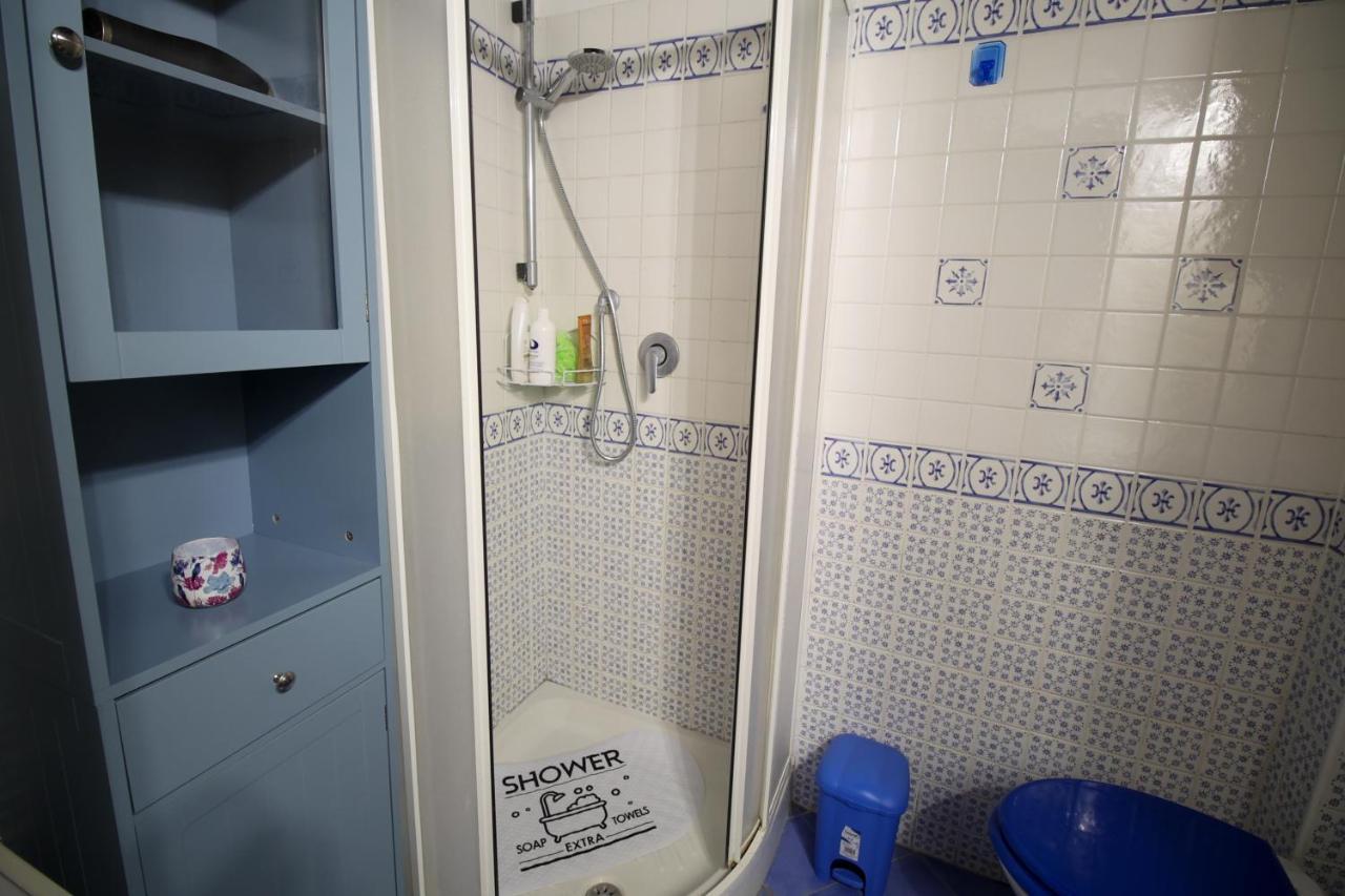 La Rosa Scarlatta Apartment Viterbo Bagian luar foto